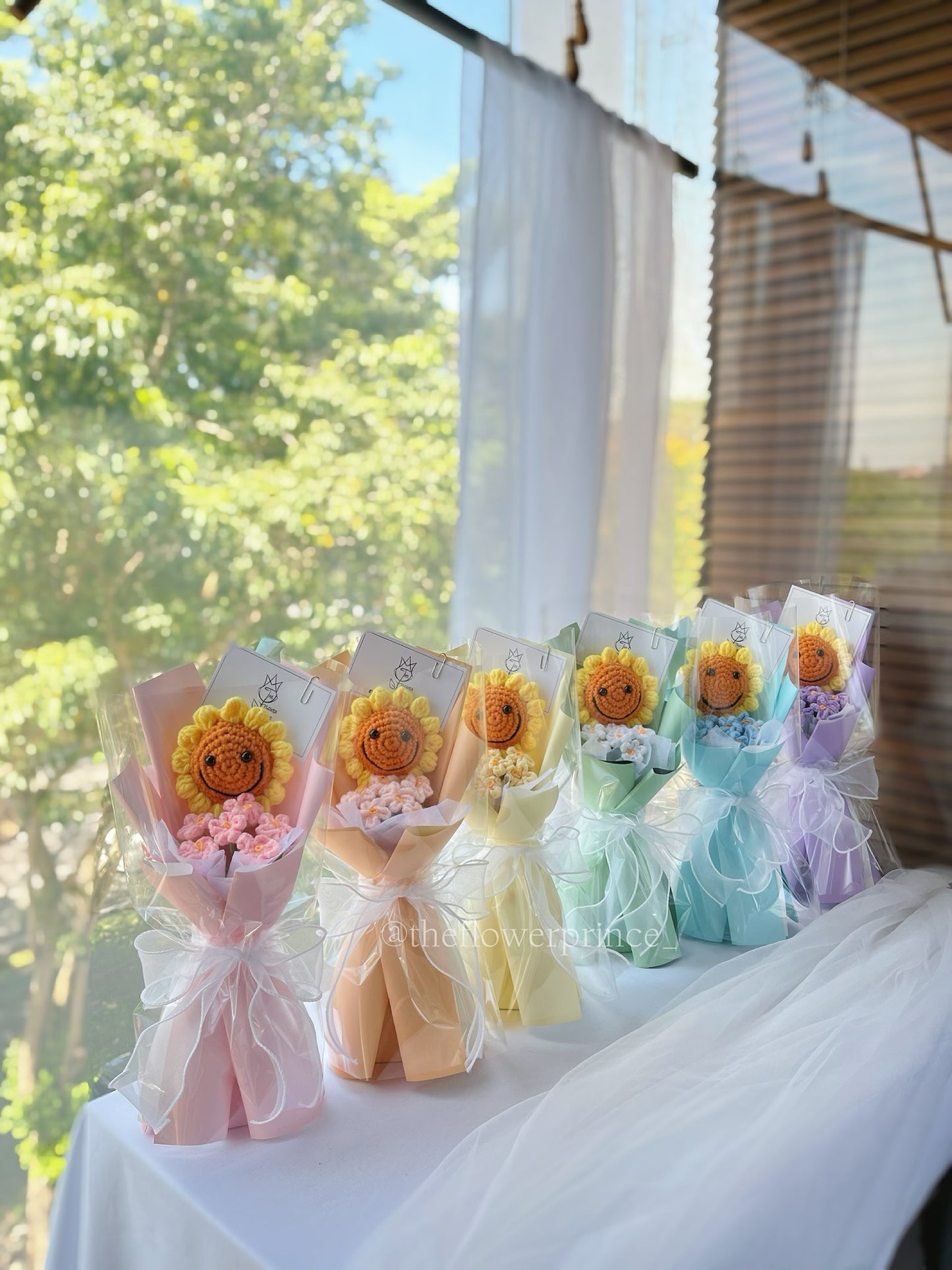 π»π  Smiley Sunflower (one bouquet)