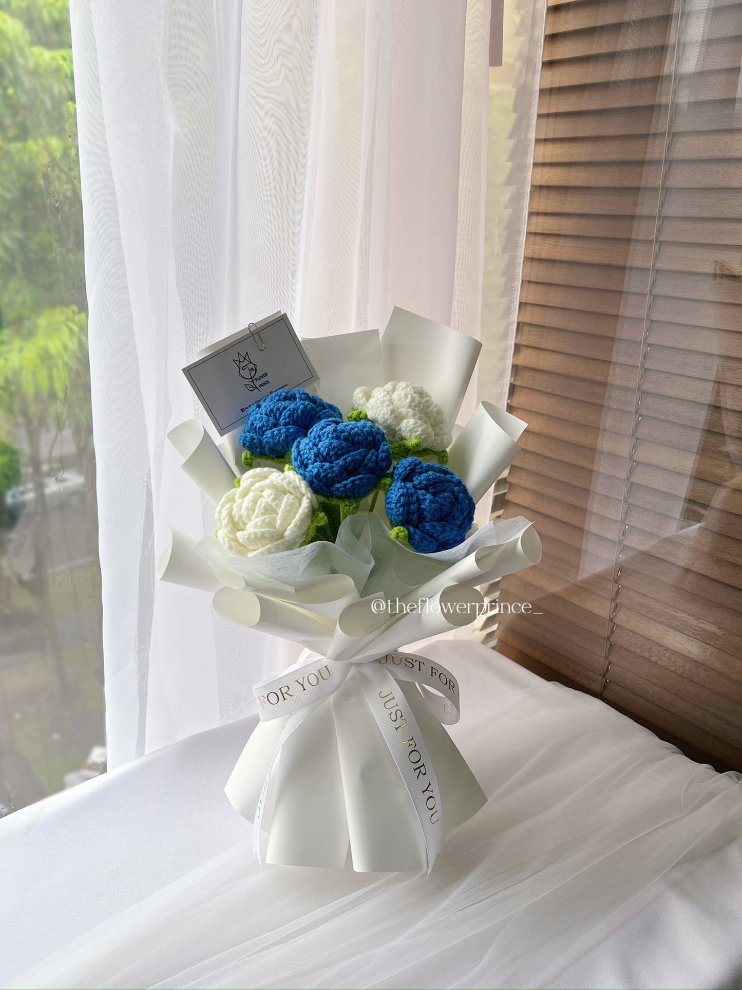 π€ππΉ White - Frost & Sapphire