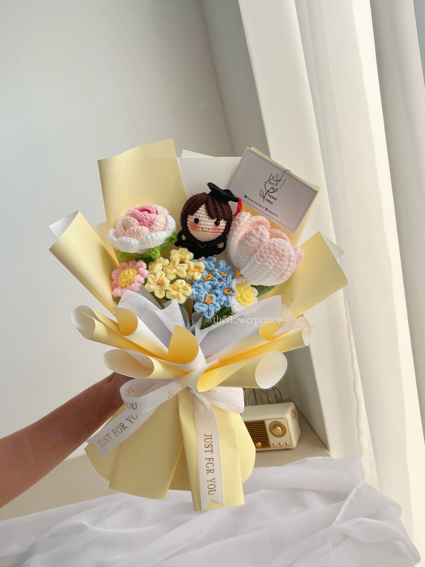๐ฉโ๐๐Yellow-Bright Future