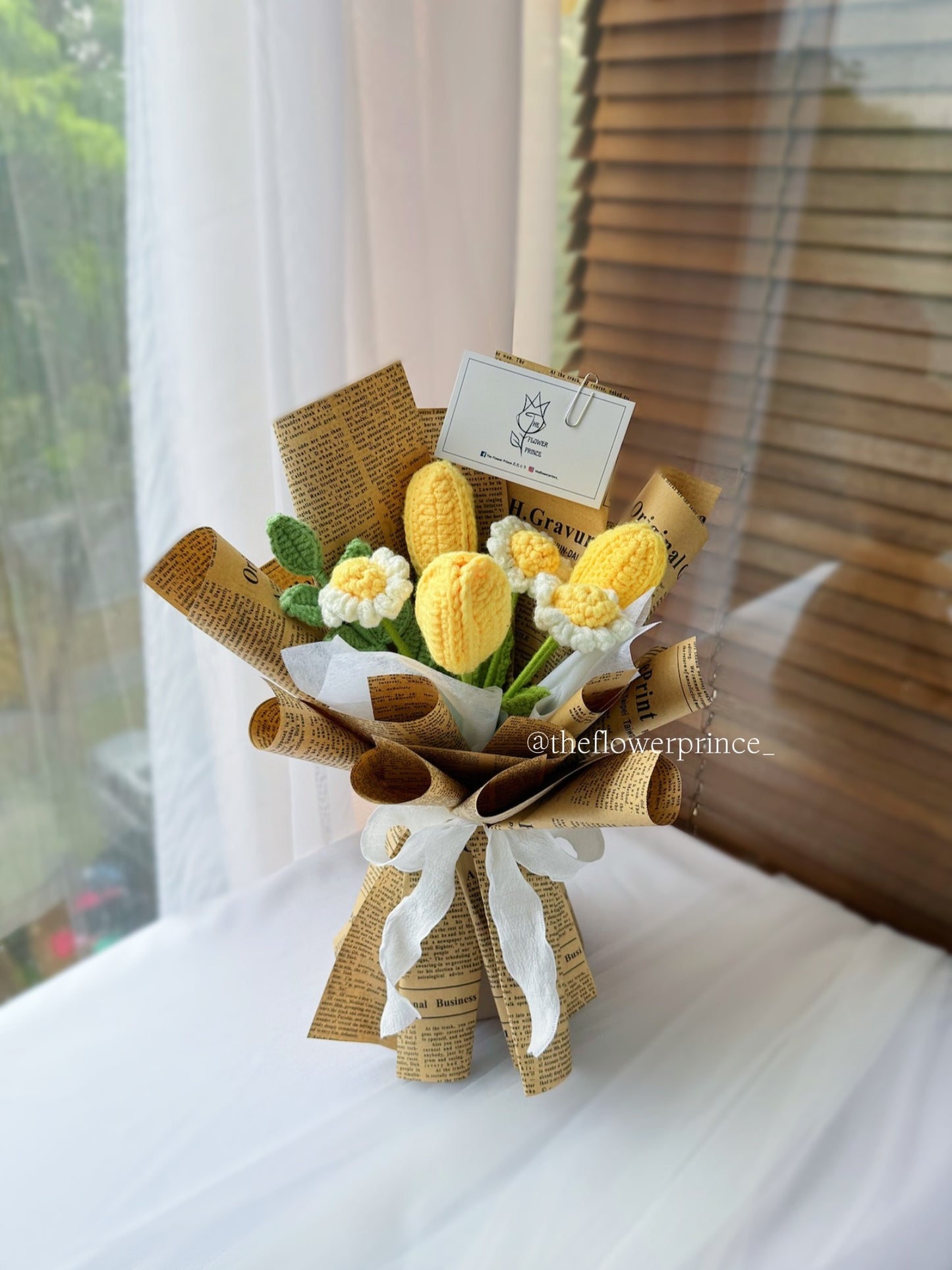 ποΈπ€ππ· Newspaper - Sunny Tulips