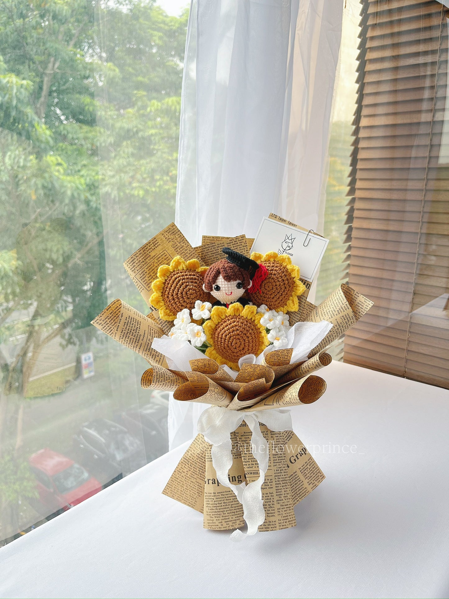 🌻🤎💛 Brown - Sunburst Graduation