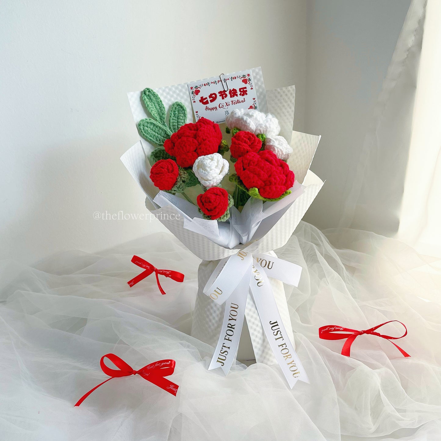 🌹❣️ White - Classic Loves Drop Rose Bouquet