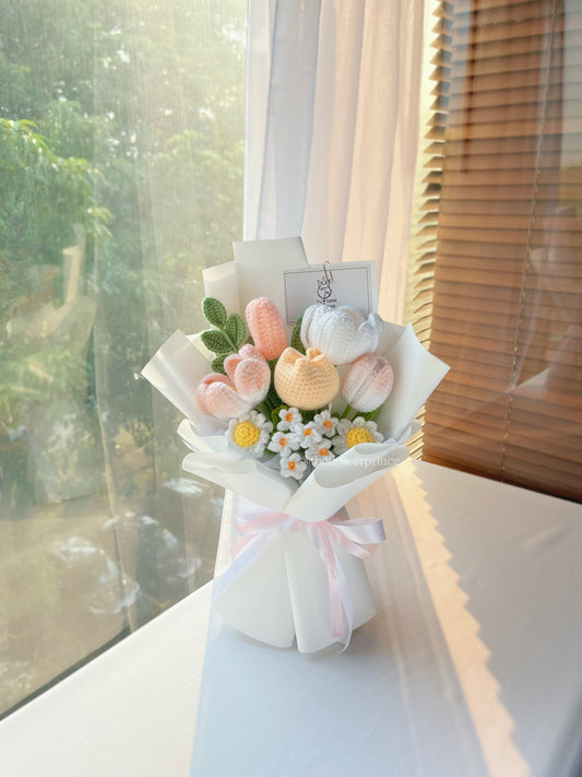 🌷🩷🤍💛 White - Soft Dreamy Tulips