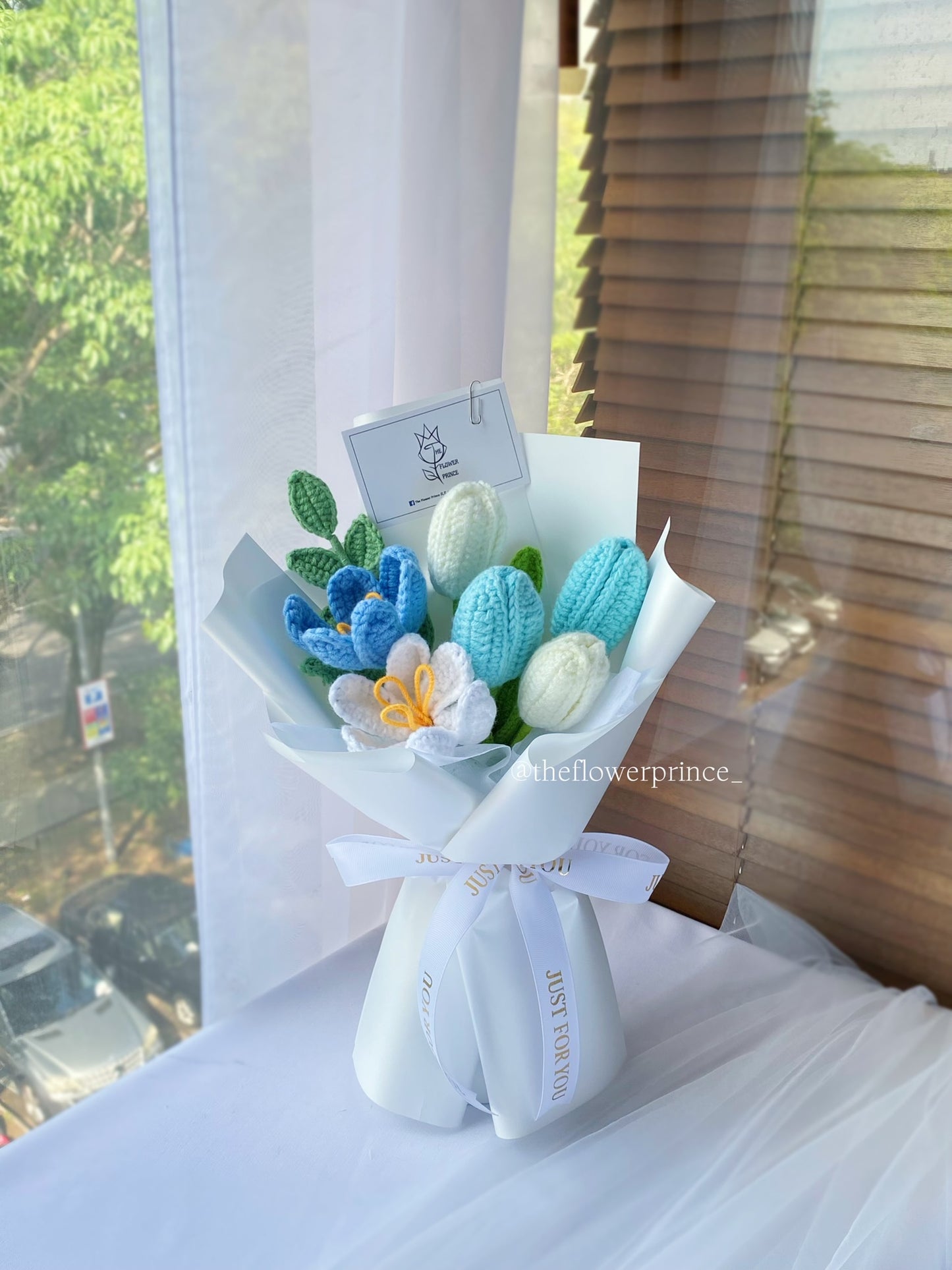 🤍🦋☁️ White - Cloudy Breeze