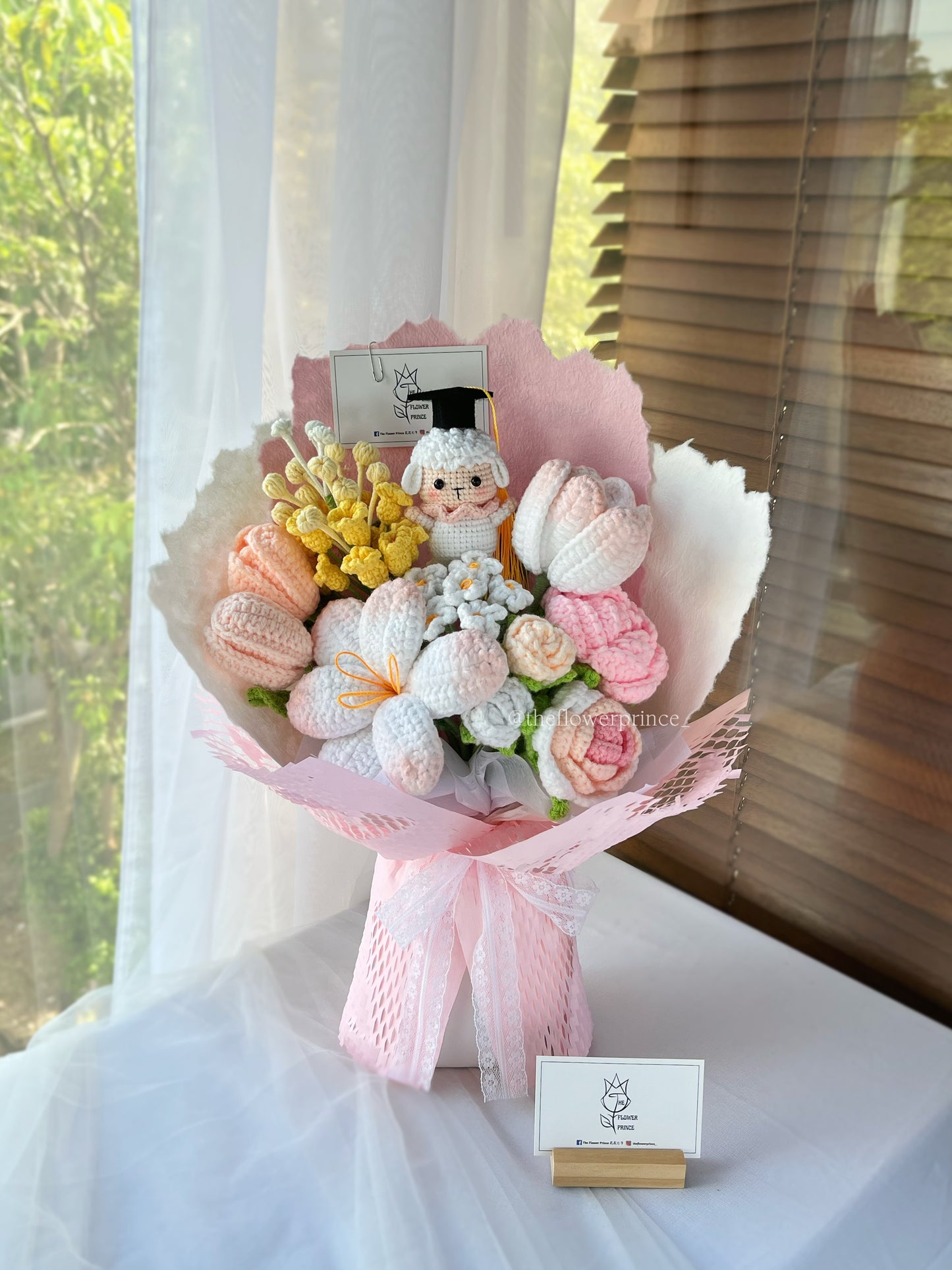 💗🤍🐏Pastel Graduate