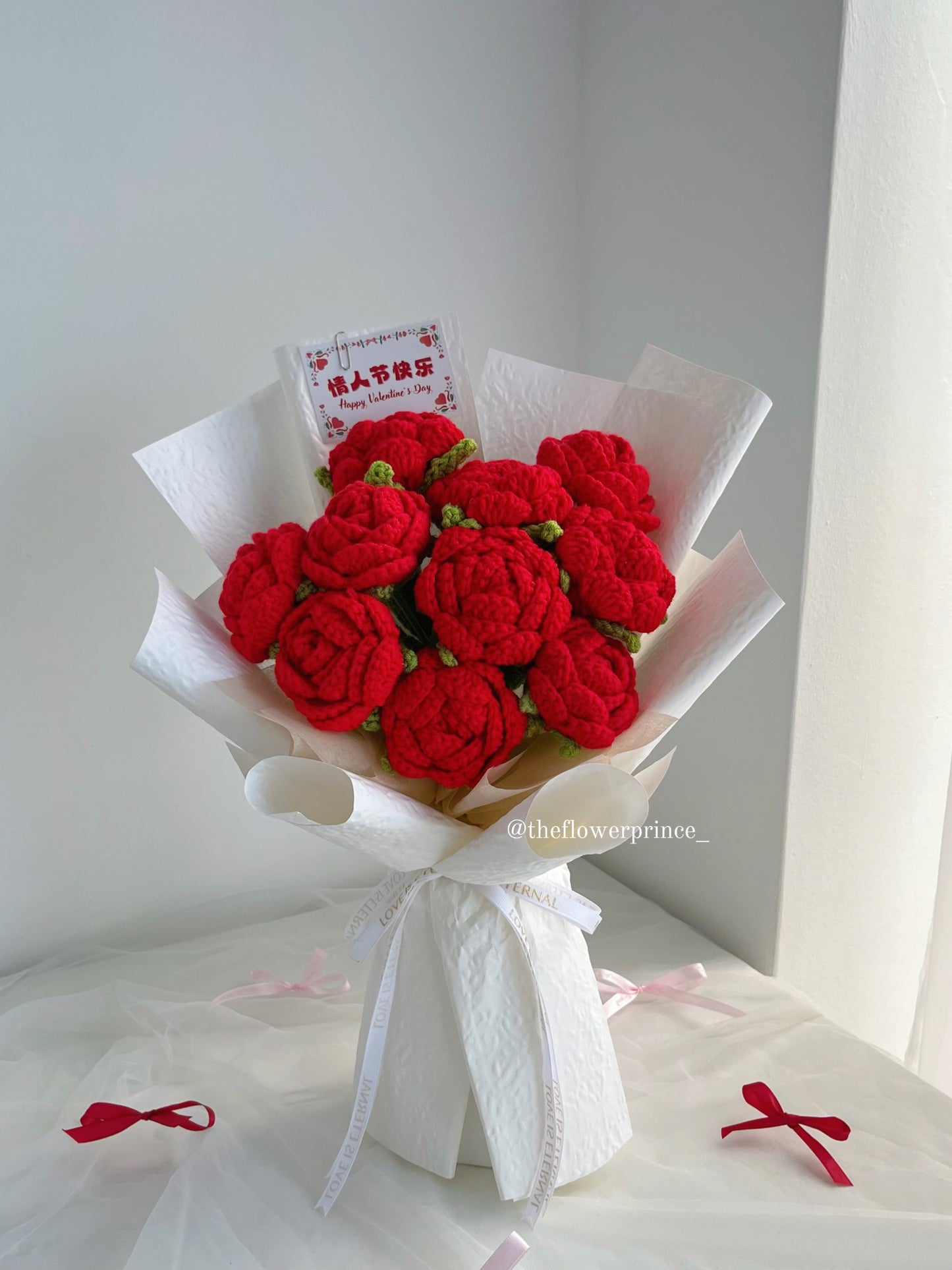 ❤️🌹White - Everlasting Rose Embrace